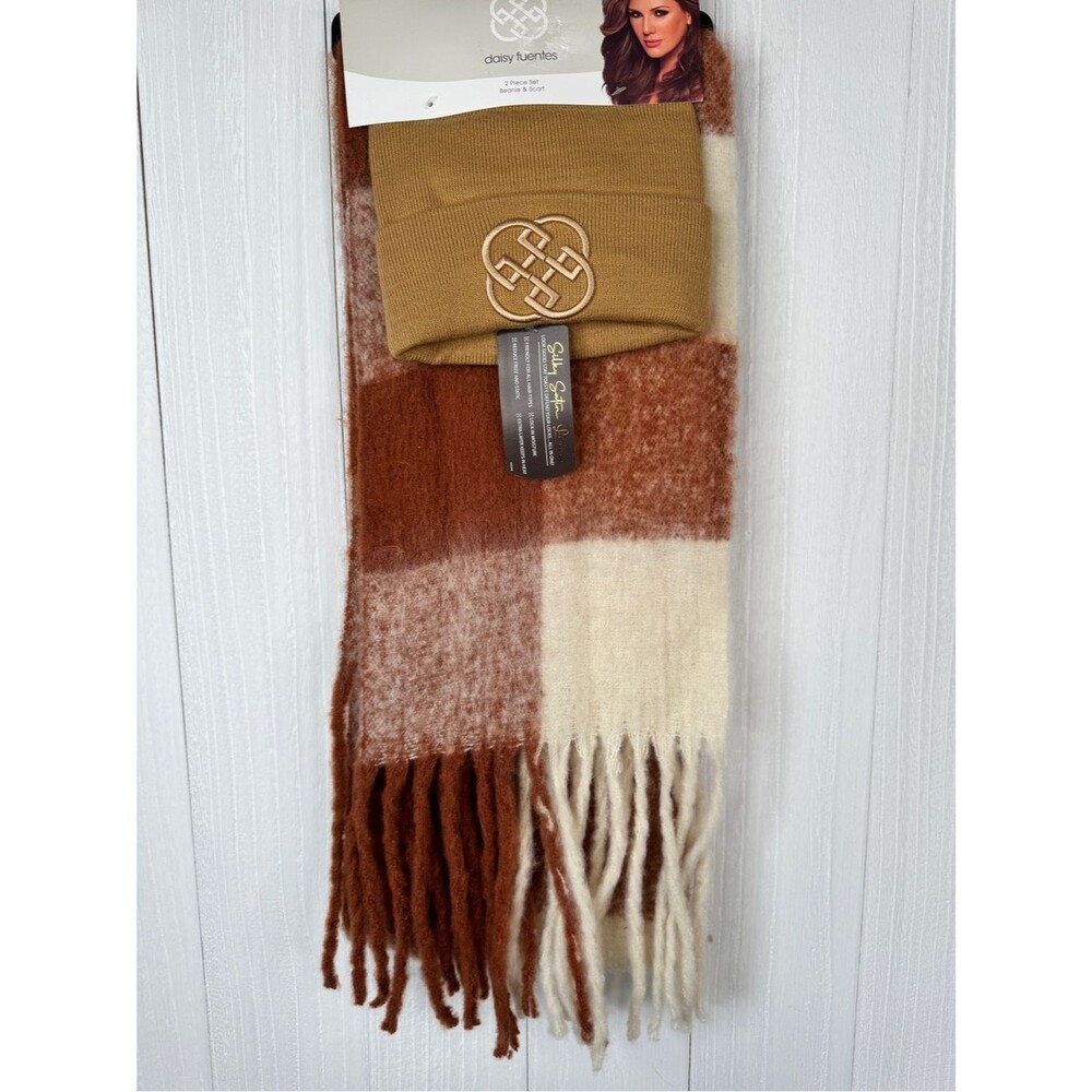 Daisy Fuentes Camel Knit Beanie & Brown Cream Plaid Scarf Set NWT